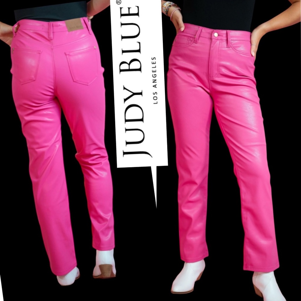 Judy Blue Hot Pink
Tummy Control
Vegan Leather
Straight Stretch Jean Size 14W